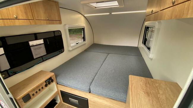 przyczepa kempingowa 2 osobowa, lekka, super dla wędkarzy