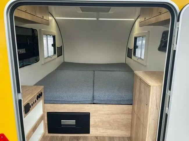 przyczepa kempingowa 2 osobowa, lekka, super dla wędkarzy