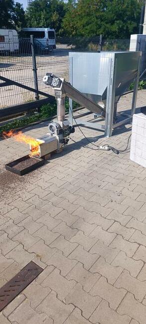 Zestaw do spalania biomasy drzewnej - zrębek