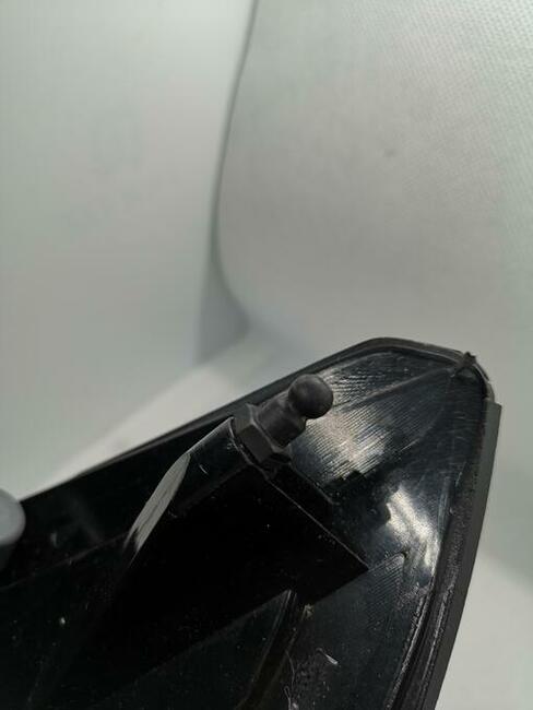 Obudowa mocowania lampa lewa tył C4 Picasso 9673164880