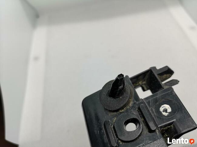 Obudowa mocowania lampa lewa tył C4 Picasso 9673164880