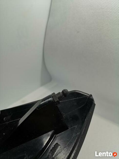 Obudowa mocowania lampa lewa tył C4 Picasso 9673164880