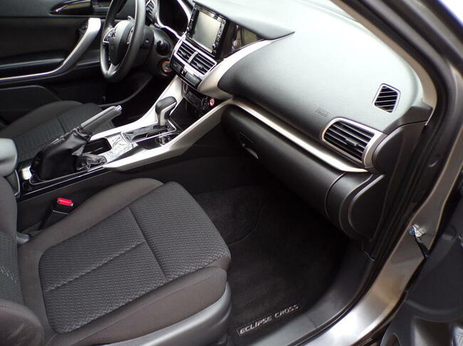 Mitsubishi Eclipse Cross 1,5 T 2WD benzyna piękna perełka