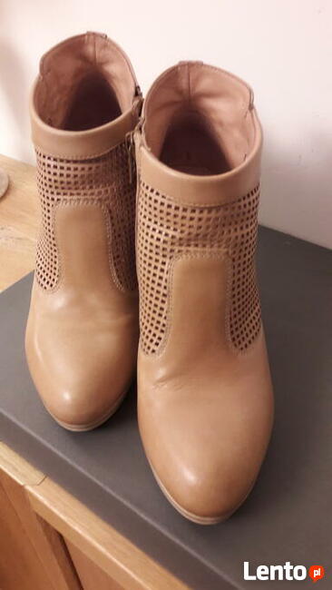 Botki Nero Giardini - beżowe - r. 37