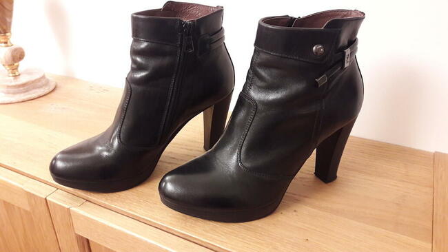 Botki Nero Giardini - czarne - r. 37