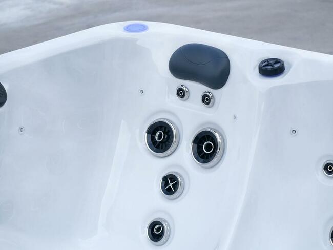 Potężne Jacuzzi Ogrodowe Trident Premium!