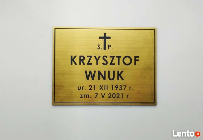 Tabliczka na urnę trumnę krzyż