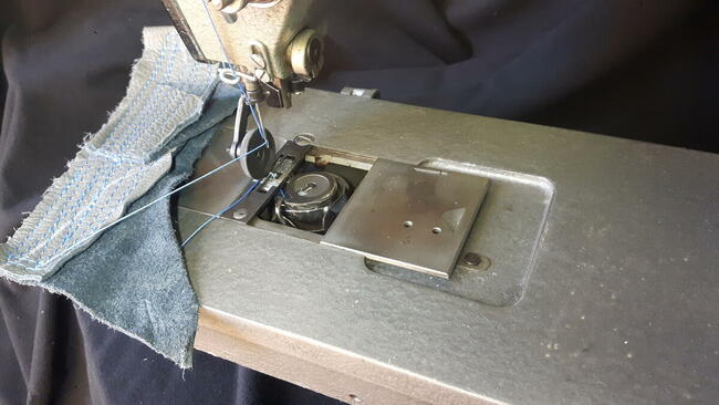 FILM! PRZENOŚNA!! maszyna do szycia kaletnicza tapicerska