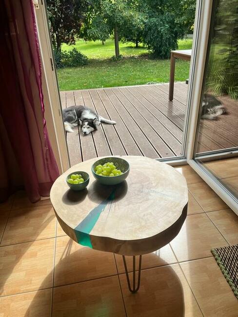 Stolik drewniany ręcznie robiony buk - duży