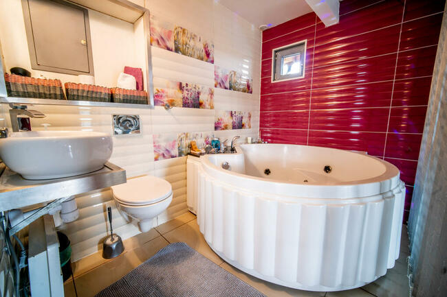 Relaks w zaciszu domowego SPA na Mazurach - sauna, jacuzzi