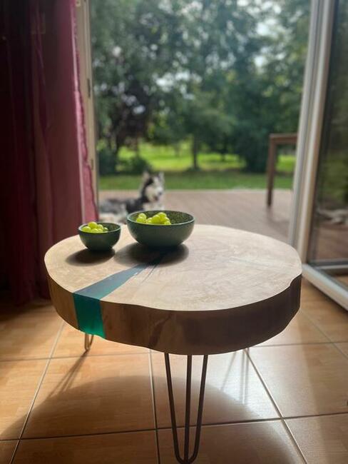 Stolik drewniany ręcznie robiony buk - duży