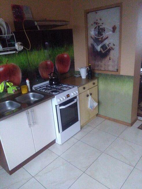 Szkło laminowane z grafiką - pomiar, montaż. Konkurencyjne c