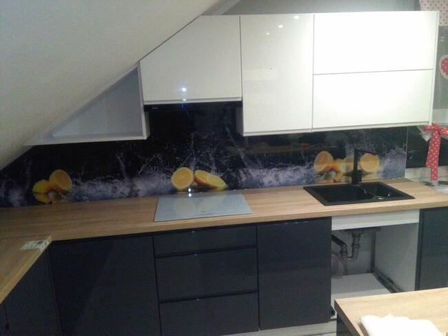 Szkło laminowane z grafiką - pomiar, montaż. Konkurencyjne c