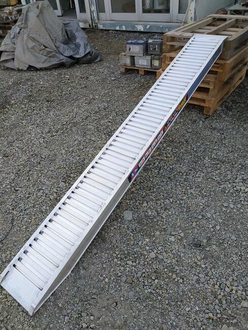 Najazdy z aluminium / Antypoślizgowe / Gwarancja / Dostawa