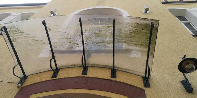 Wysokościowe mycie okien i fasad, mycie daszków, pranie