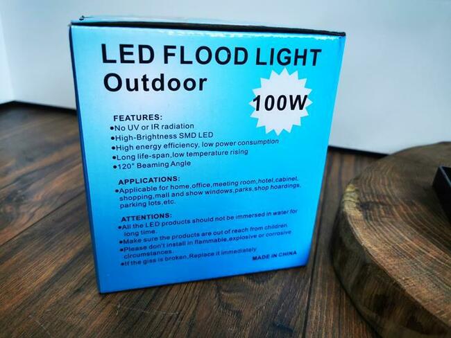 Nowe halogeny robocze przenośne led 100w 3aku 2 ladowarki