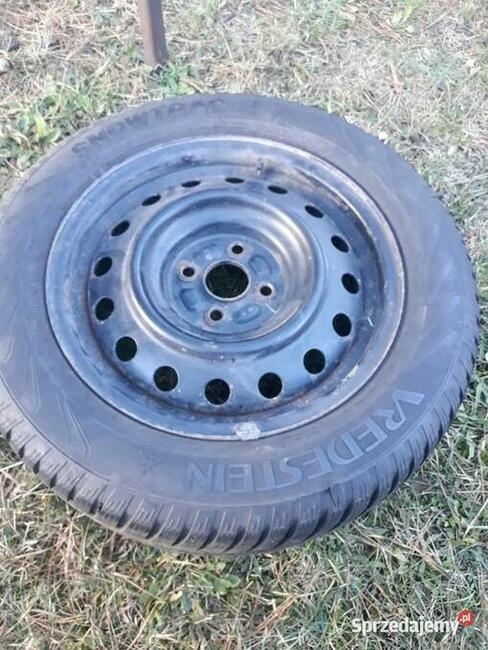 opona zimowa z felgą stalową