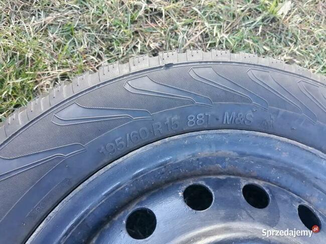 opona zimowa z felgą stalową