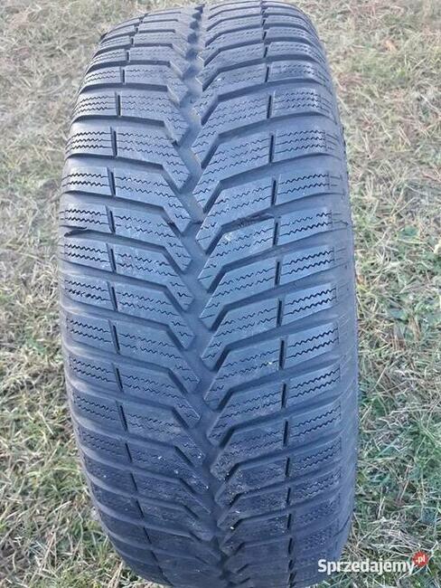 opona zimowa z felgą stalową