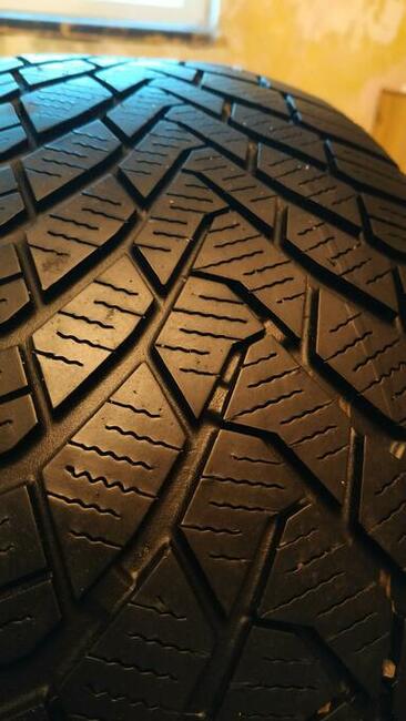 Opony zimowe CONTINENTAL TS850 205/55/16