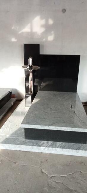 Nagrobki schody parapety