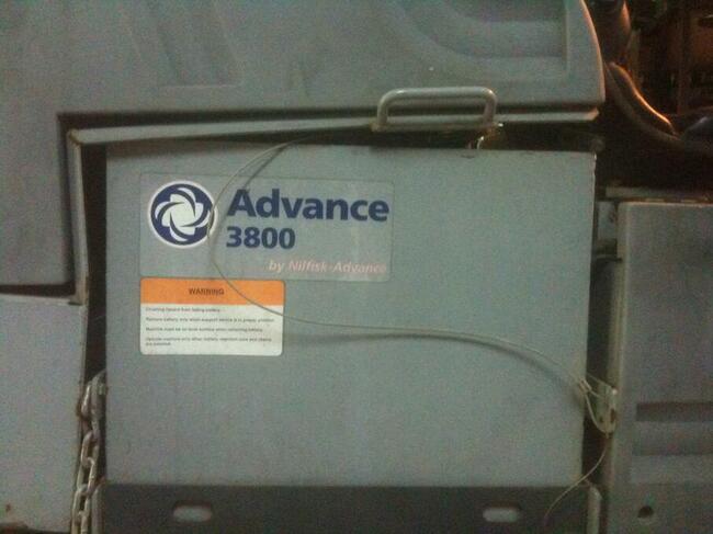 maszyna do czyszczenia posadzek