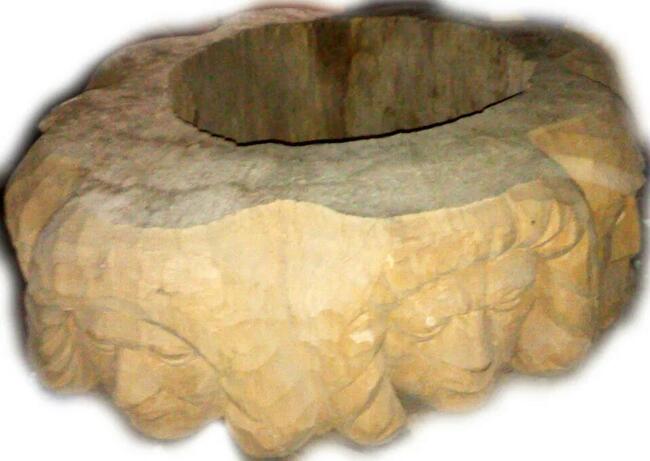 Rzeźbo - Stolik Pień z Głowami - Lite Drewno HANDMADE NOWY