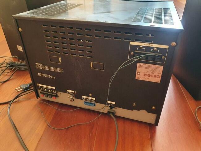 Wieża SONY XO-700W i glosniki SS-700V