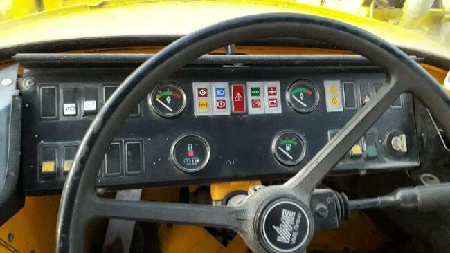 Ładowarka kołowa Volvo BM L160