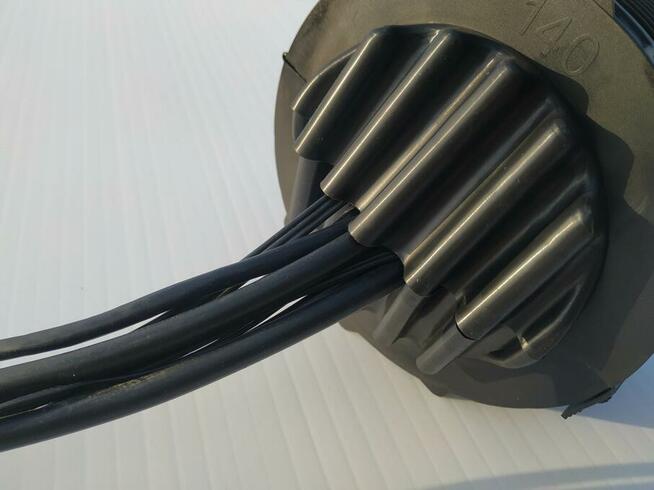 Dławica czopowa, gniazdowy wkład uszczelniający do rur 140mm