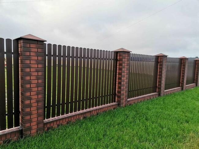 Sztachety gr.1mm STANDARD8 metalowe ocynkowane kolor 8cm