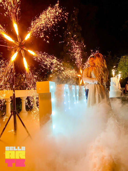 Napis Love na wesele Inowrocław Bydgoszcz Toruń