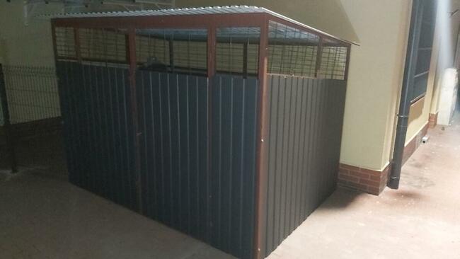 Wiata Śmietnikowa Przewiewna Wiata Rowerowa Magazynek 3x2