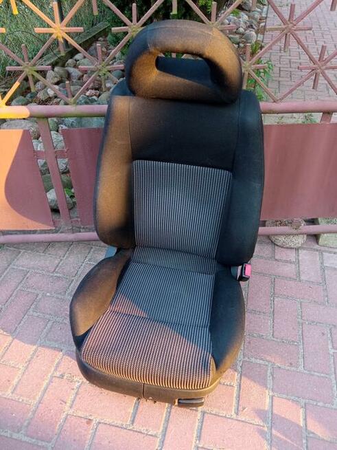 Sprzedam Komplet Foteli Volkswagen Bora Variant Higline