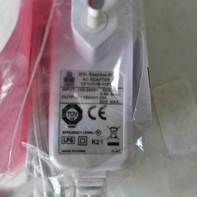 Zasilacz impulsowy 15V 1.66A 25WMAX 2.1/5.5