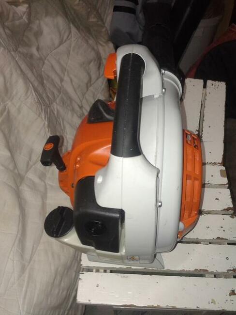 mocna dmuchawa odkurzacz ogrodowy STIHL BG 86 jak nowa