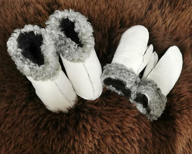 Wełniane rękawiczki i kapcie z owczej skóry, Uniseks