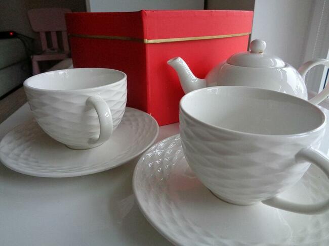 Kpl filiżanek + czajniczek