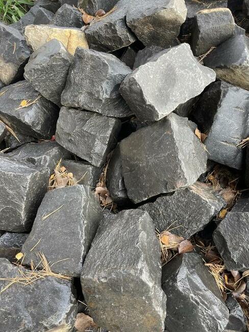 KUPIĘ KOSTKA ROZBIÓRKOWA BAZALTOWA STAROBRUK