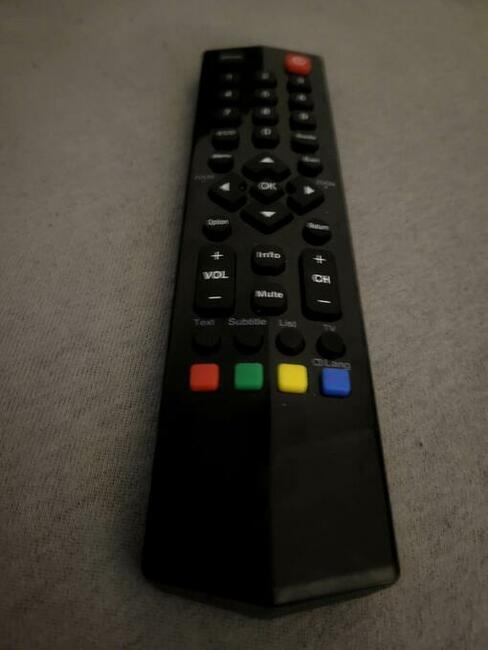 Uszkodzony Telewizor THOMSON 32HD