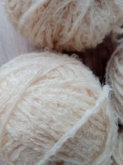 159 Kremowo żółty dekoracyjna wełna włóczka