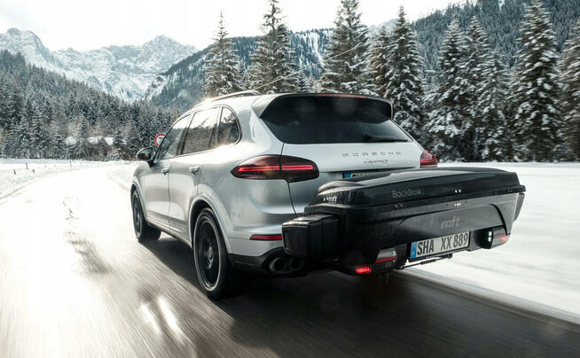 Box na hak Kufer MFT 300 black + rozszerzenie na narty