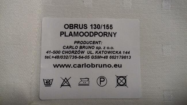 Obrus z serwetkami, kremowy tanio sprzedam