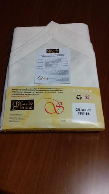 Obrus z serwetkami, kremowy tanio sprzedam