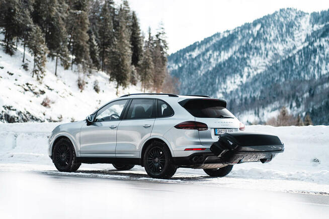 Box na hak Kufer MFT 300 black + rozszerzenie na narty