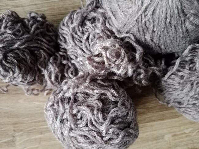 149 Gr ciemny pastelowy wrzos wełna włóczka