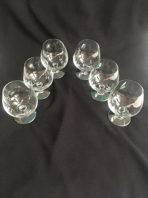 PRL kieliszki lampki koniak nalewki 6 sztuk