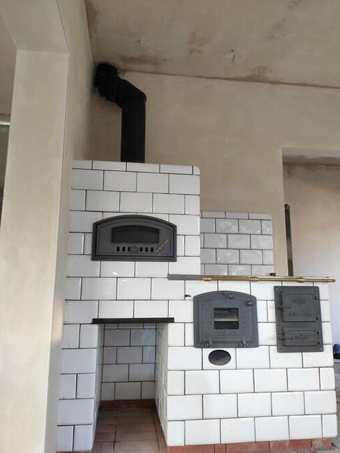 Kuchnia kaflowa fajerkowa trzon kuchenny z piecem chlebowym