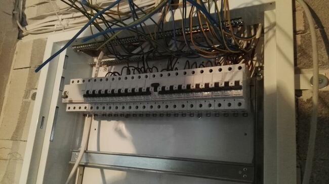 Złota Rączka – usługi remontowo-naprawcze, awarie, naprawa