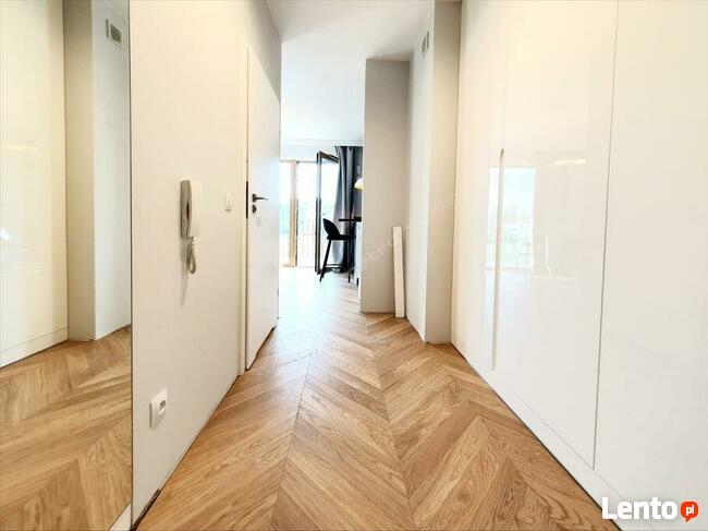 Luksusowa dobrze oświetlona kawalerka na zielonych Bielanach